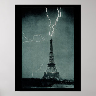 Póster Rayo golpea la Torre Eiffel. Fotografía de época