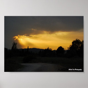Póster Rayos Solares Celestiales en Paisaje del Cielo