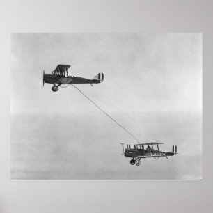 Póster Reaprovisionamiento de combustible en 1923