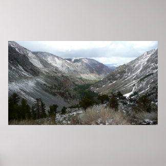 Póster Recorriendo las nevadas montañas de Sierra Nevada