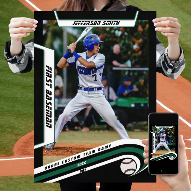Póster Recuerdos de Béisbol en Verde Negro Vivo Personali (Baseball Player Poster in Black and Green with Custom Team Name and dynamic White Elements)