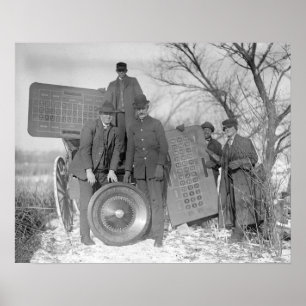 Póster Redada policial en casino ilegal, 1932. Foto antig