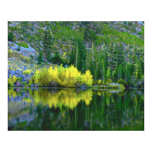 Reflexiones de otoño en los lagos gemelos