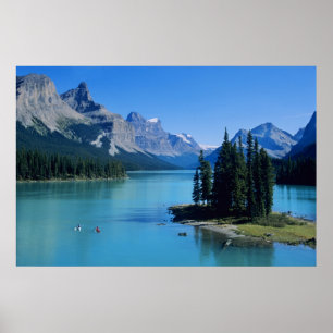 Póster Remo en kayak en el lago Maligne en Spirit Island