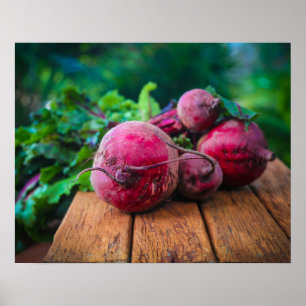 Póster Remolachas recién cosechadas Mesa de madera desgas