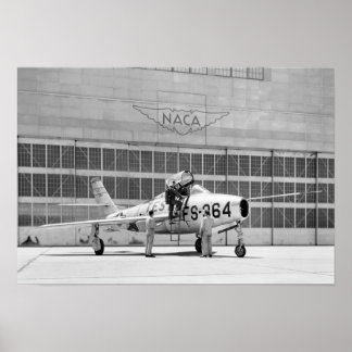 Póster República F-84F en la rampa en el campo de Moffett