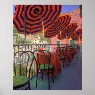 Póster Restaurante en la ciudad en la ladera de Vernazza,