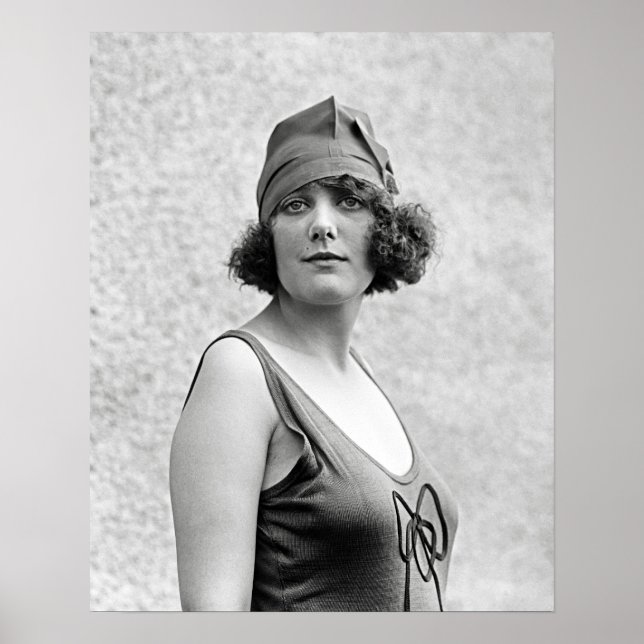 Póster Retrato De Belleza Del Baño, 1922. Foto de cosecha (Frente)