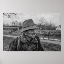 Retrato europeo de un hombre en blanco y negro de