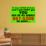 Póster Retro 867 5309 Genérico Jenny Number 80's Green Re<br><div class="desc">Divertido acercamiento al popular rock de los años 80. Un divertido poster retro verde para ese número de teléfono 867 5309 que todavía no puedes quitarte de la cabeza. ¡Sé que no puedo! Número de teléfono genérico sin música de código de área. Haga clic en Personalizar para cambiar el color...</div>
