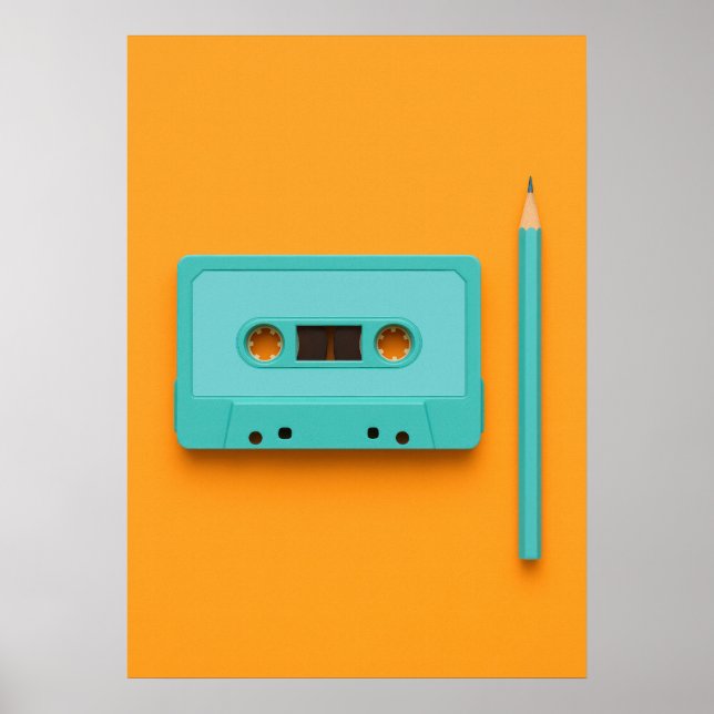 Póster Retro Rewind: Pop Art Cassette Tape with Pencil (Frente)