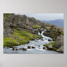 Póster Río en el Parque Nacional Thingvellir, Islandia