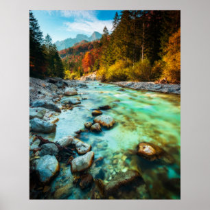 Póster Río mágico en el bosque otoñal