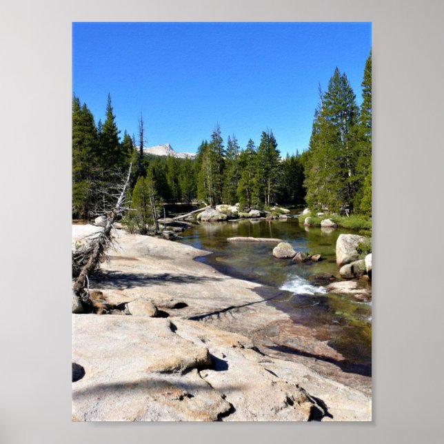 Póster Río Tuolumne con pico de catedral, Yosemite, CA (Frente)