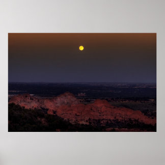 Póster Rising Moon