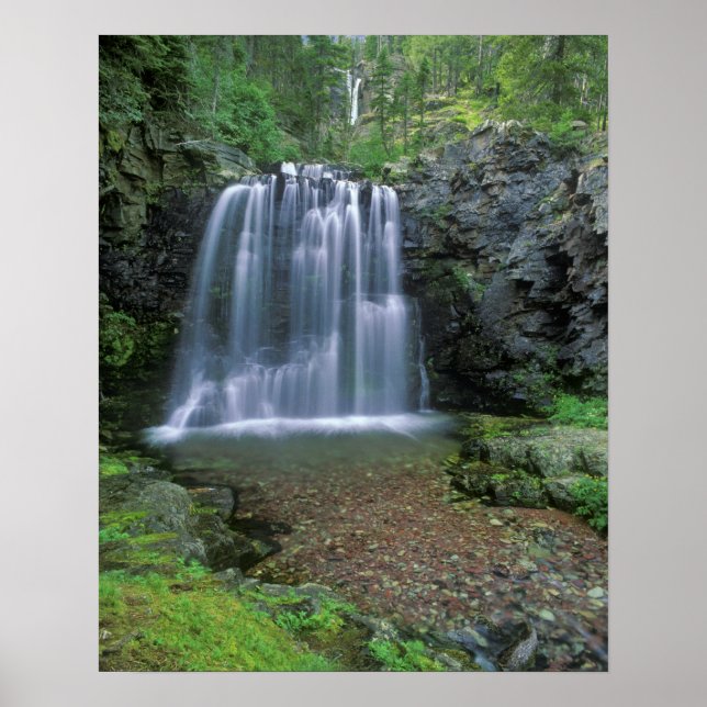 Póster Rockwell Falls en el valle de Two Medicine de (Frente)