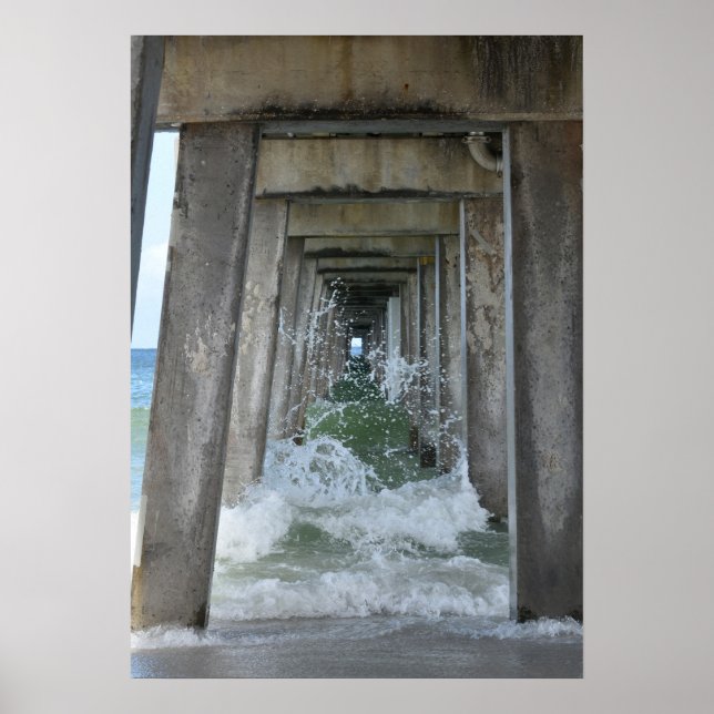 Póster Rompiendo olas debajo del muelle de Nápoles (Frente)