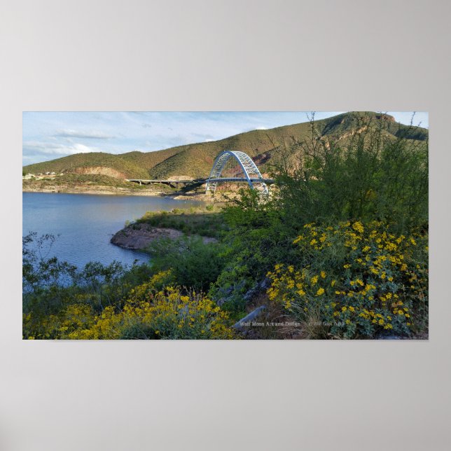 Póster Roosevelt Lake Bridge Arizona Yellow Wildflowers (Frente)