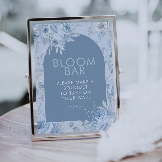 Póster Rótulo de bar Dusty Blue Floral Bloom (Subido por el creador)