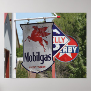 Póster Rótulos de publicidad de la gasolina de época