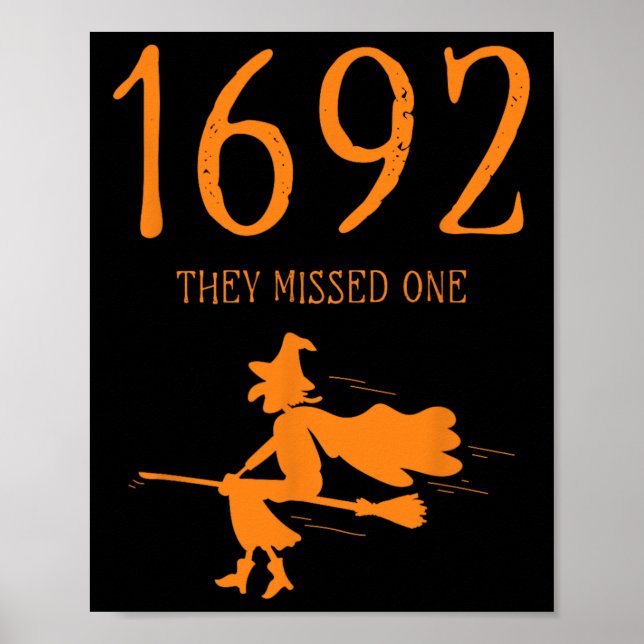 Póster Salem 1692 Se Perdieron Una Graciosa Bruja De Hall (Frente)