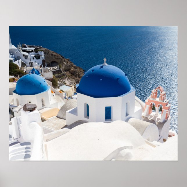 Póster Santorini - Iglesia de cúpula azul en el poster Oi (Frente)