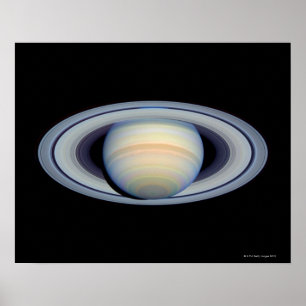 Póster Saturn con los anillos en la más granangular a la