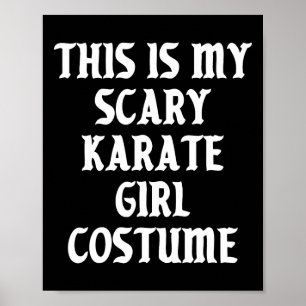 Póster Scary Karate Chica disfraz marcial deportivo Hallo