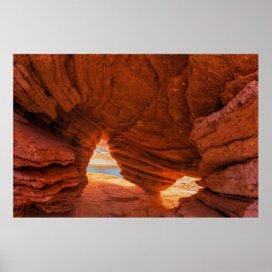 Póster Scenic of eroded sandstone cave