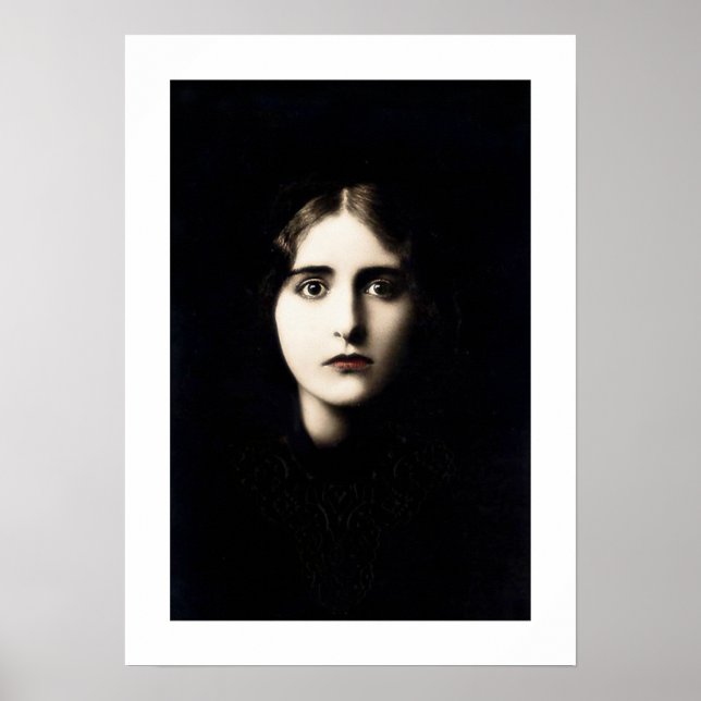 Póster señora victoriana acechando, mirando, cruda (Frente)