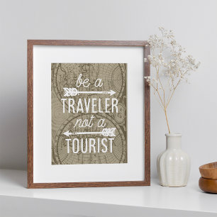 Póster Ser viajero, no una tipografía turística