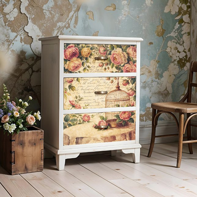 Póster Shabby Chic Birdcage Poster O Papel De Descascaril (This is a mockup, your design may appear larger/smaller depending on size purchased.)