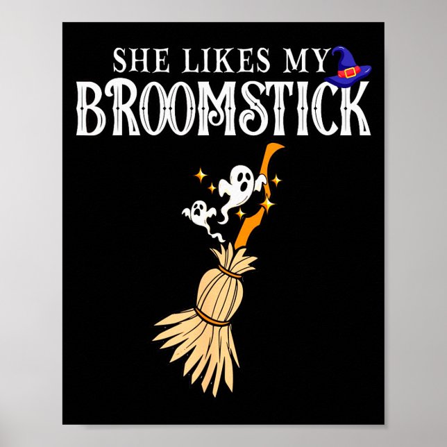 Póster She Likes My Broomstick I Love Her Pumpkins Couple (Frente)