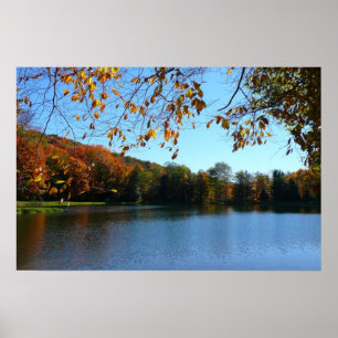 Póster Siete manantiales de otoño árboles y estanque