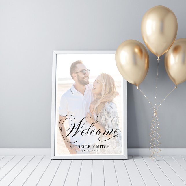 Póster Signo de bienvenida de boda Elegant Script Photo (Wedding welcome sign with photo template and stylish calligraphy script. )