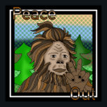 Póster Signo de paz: pie de playa Sasquatch Paz fuera<br><div class="desc">Dibujo a mano de arte pop retro Sasquatch o Bigfoot haciendo un signo de paz. Cita de paz.</div>