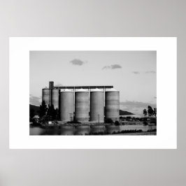 Póster Silos De Grano Rurales Monocromo Blanco Y Negro