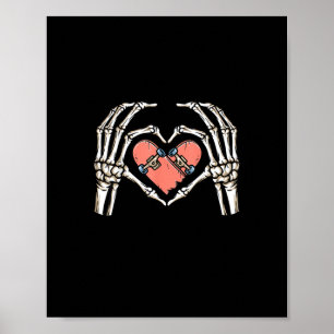 Póster Skeleton Hand Heart Skateboard Día de San Valentín