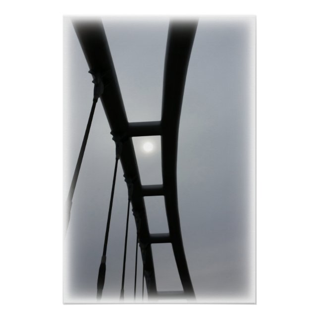 Póster Sol blanco sobre el puente (Anverso)