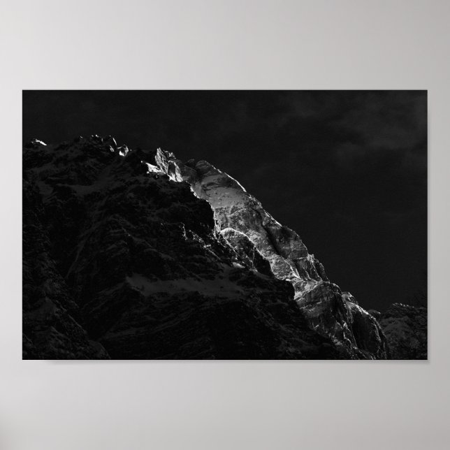 Póster Sol brillando en las montañas (Frente)