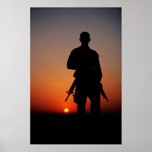 Póster Soldado al atardecer