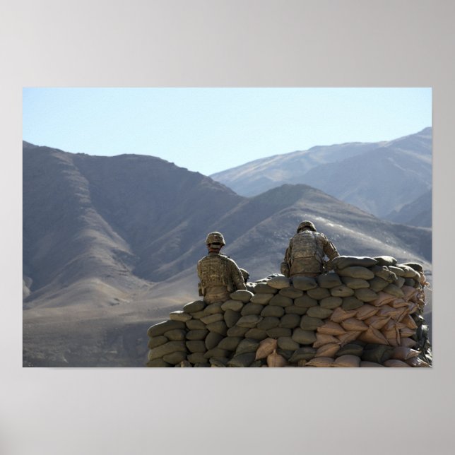 Póster soldados manejan equipo de comunicaciones (Frente)