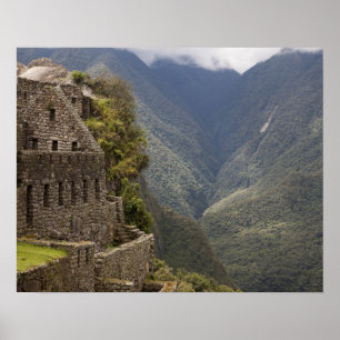 Póster South America, Peru, Machu Picchu. Stone ruins