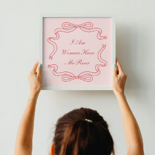Póster Soy Mujer Aquí Me Roar Rosa