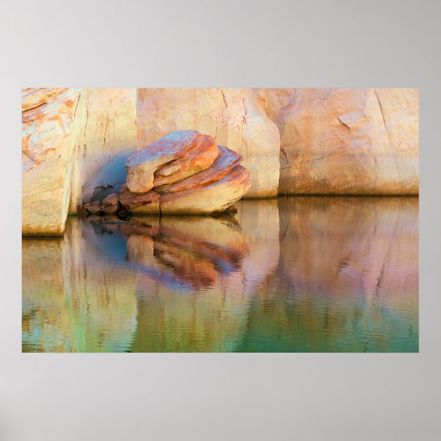 Póster Stained Sandstone Wall | Glen Canyon, UT (Frente)