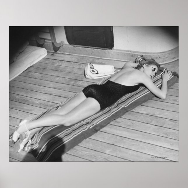 Póster Sun Tanning Woman (Frente)