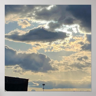 Póster Sunlight Peaking Through Clouds