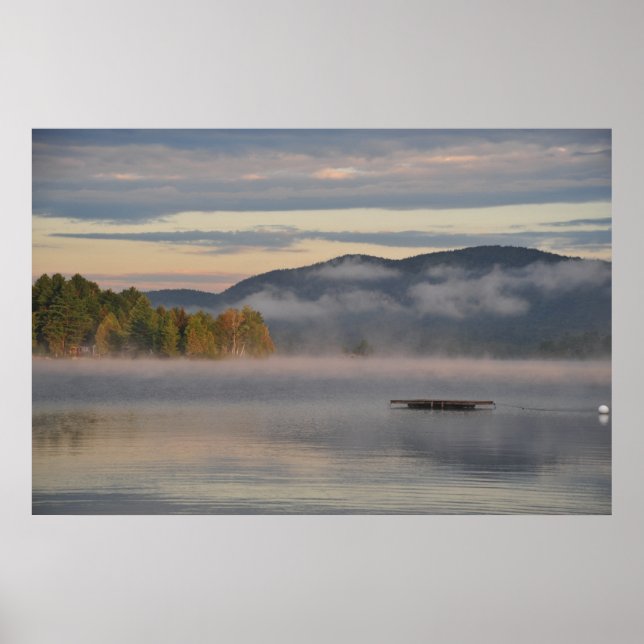 Póster Sunrise on Blue Mountain Lake Poster (Frente)