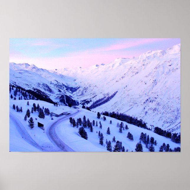 Póster Sunrise over Snowy Mountains poster (Frente)
