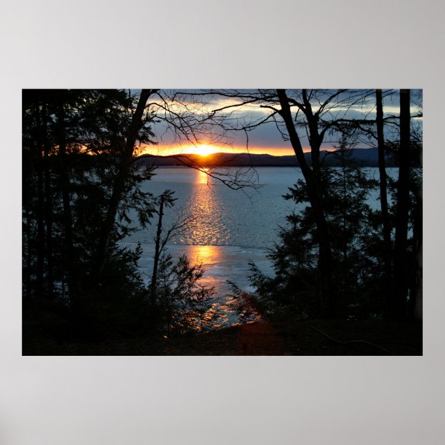 Póster Sunset Over Forest Lake Poster (Frente)